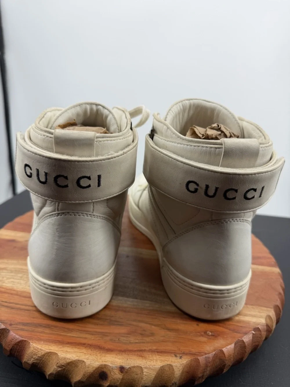 Gucci Mens Great White‎ High Top Sneakers sz 9.5 off white lace up strap 386738